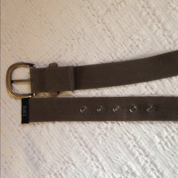 REI Other - 🦉 Men's Olive Decorative Canvas Belt